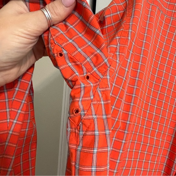 Artist Pro Series Long Sleeve Button Down - Picture 4 of 7